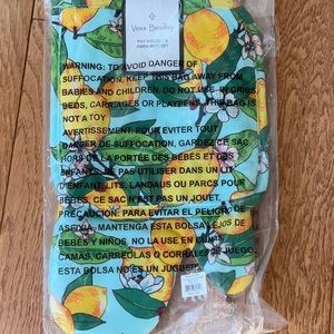 Era Bradley Lemon Grove oven mitt set